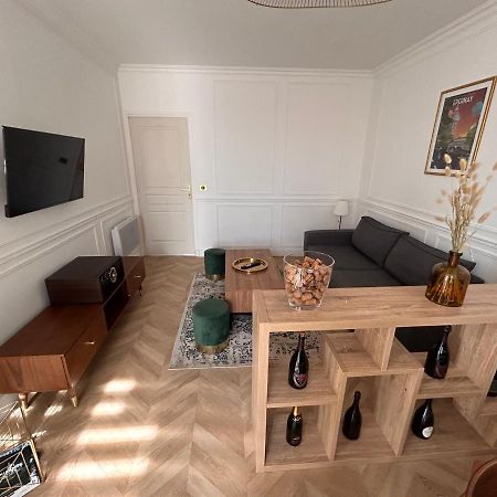 Bulle De Champagne : Petit Cocon En Plein Centre Apartment Epernay Exterior photo